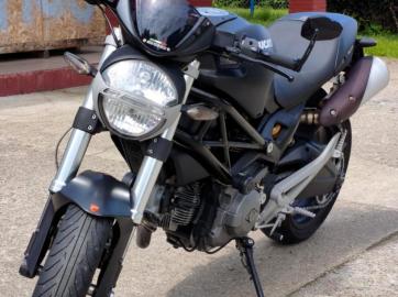 1785321967_ducati-monster-696-87motorent3.jpg
