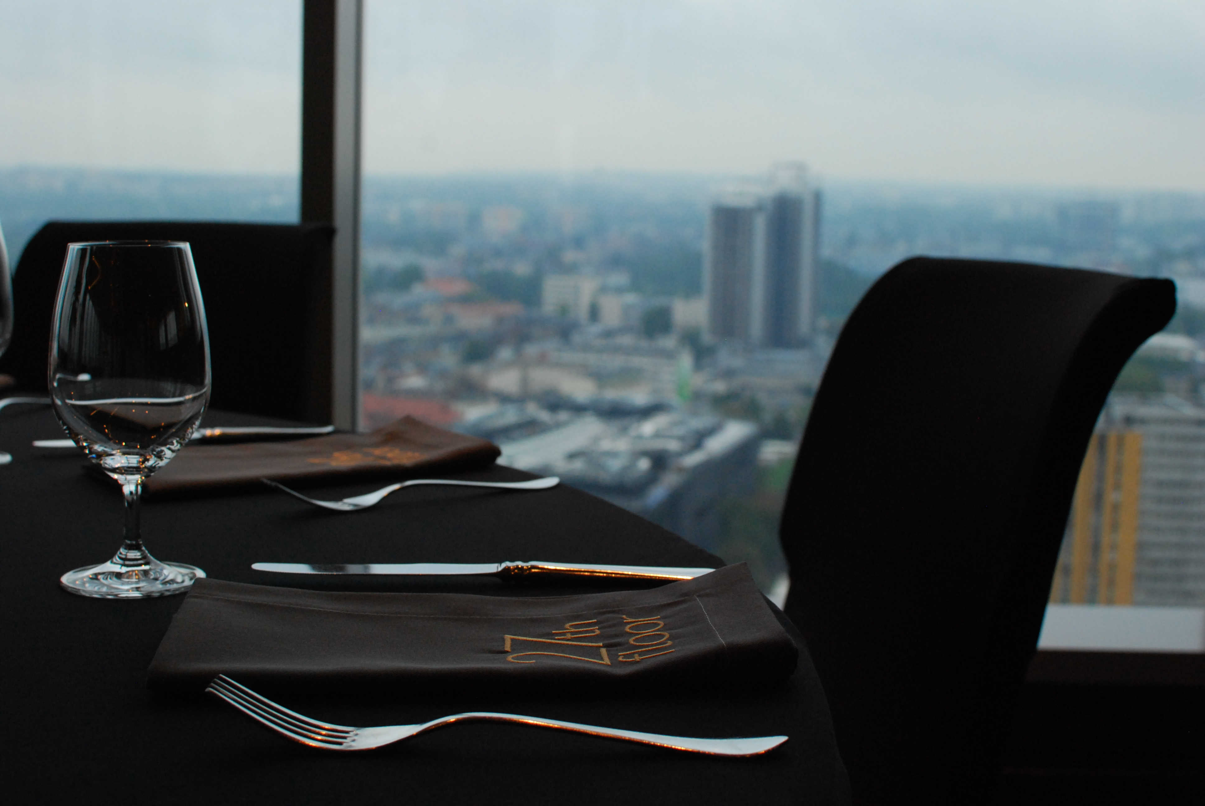 Witaj na stronie rezerwacji Restauracji 27th Floor w Katowicach